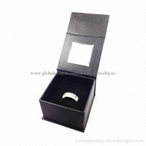 Boxes with special paper and open window, suitable for ring packing